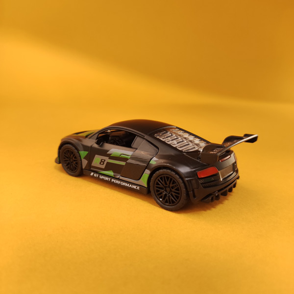 ماشین فلزی اسپرت audi